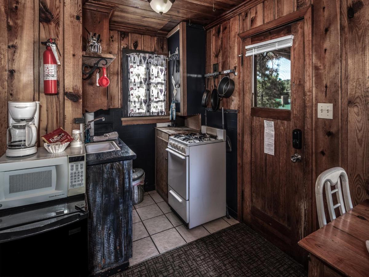 Apache Village 4, King Studio, Midtown, Sleeps 2 Ruidoso Eksteriør billede